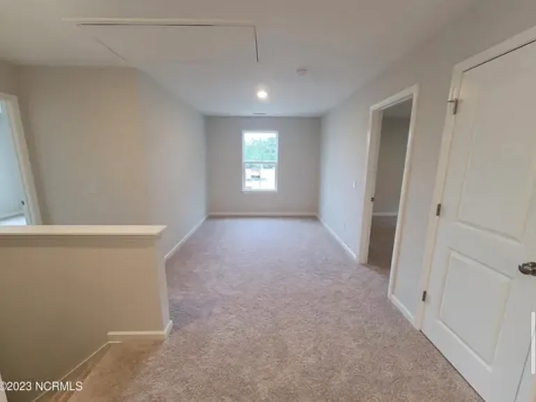 9008 Laurel Bay Ln — Photo 14