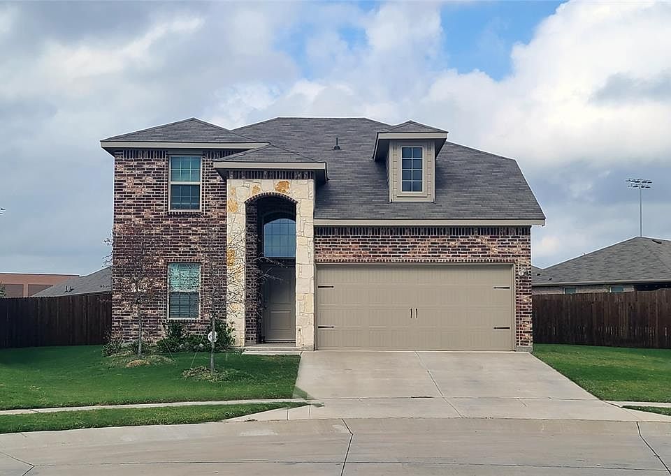 1st image of 841 Costlow Ln