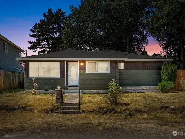 16211 9th Avenue SW, Burien, WA 98166