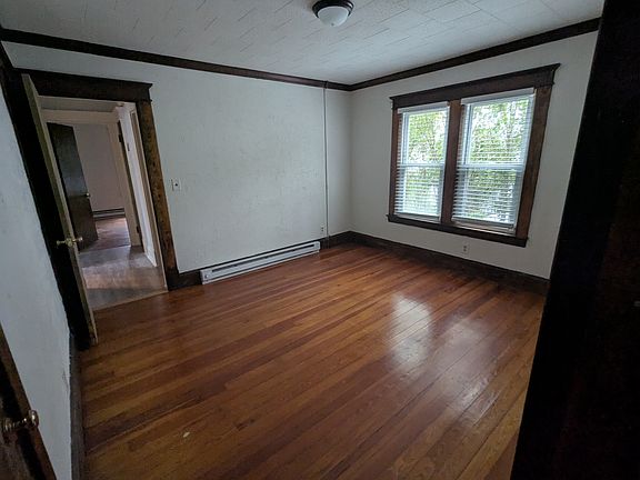 5th image of 38-40 Florence Ave #38