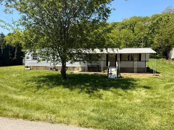 1329 Honaker Ln, Brookville, IN 47012