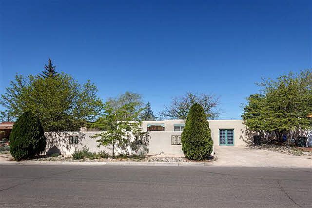 1st image of 1010 Camino Redondo