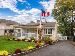 1210 Bayberry Rd, Wall Township, NJ 08736