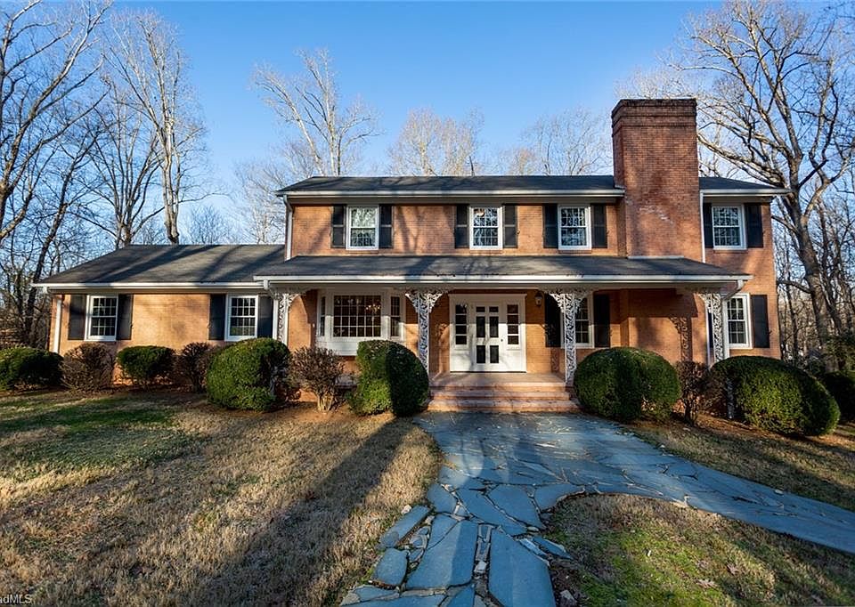 1st image of 4734 Forest Lake Dr