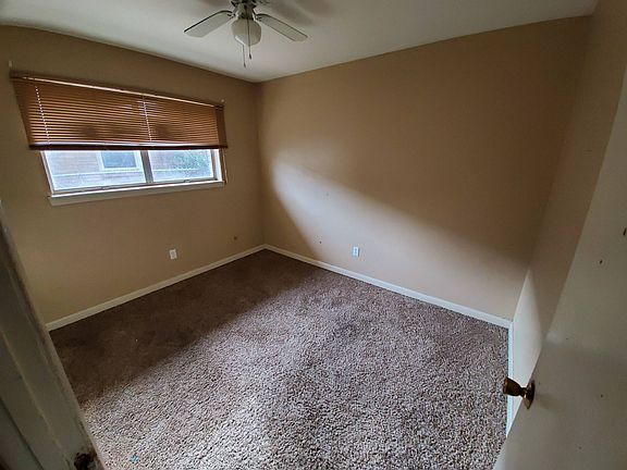 2nd image of 3239 Frederick St