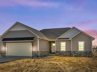 7793 E Goodison Rd, North Webster, IN 46555