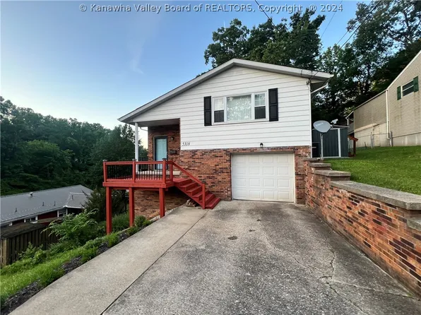 5318 Chestnut Ave, South Charleston, WV 25309