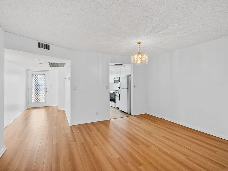 1501 Cayman Way #1501C4 — Photo 13