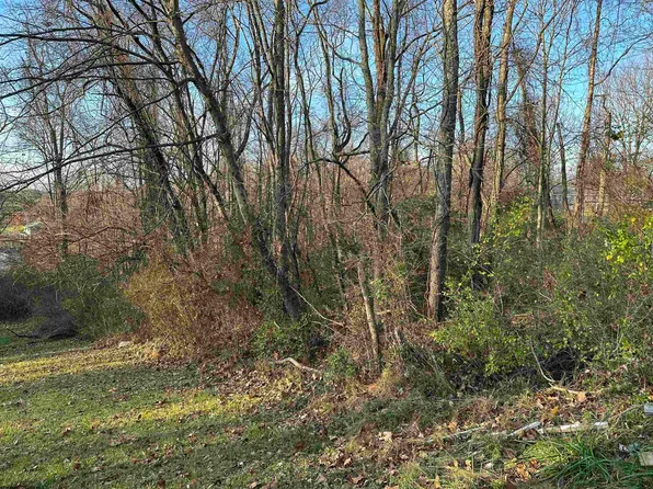 Serene Dr, Fairmont, WV 26554