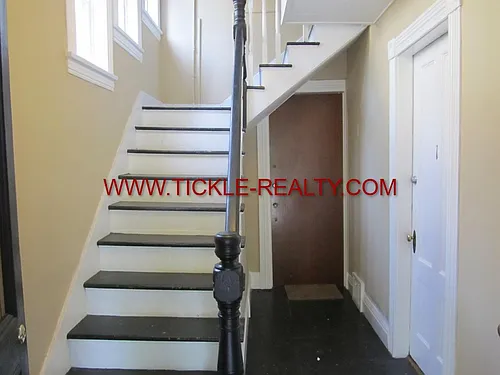 310 Meigs St Photo 1