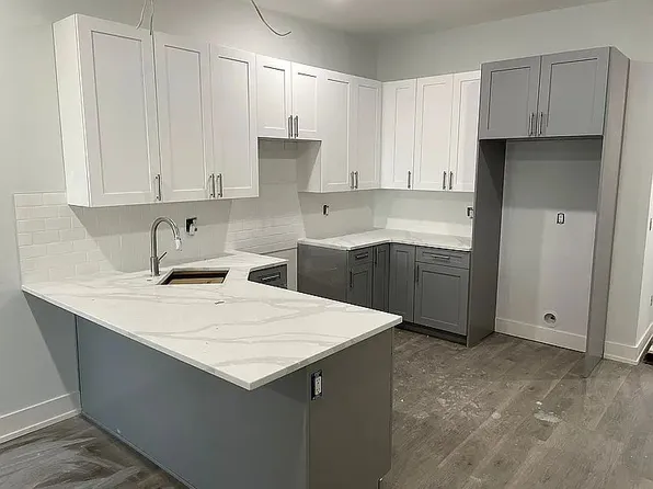 2105 N Fairhill St #2, Philadelphia, PA 19122