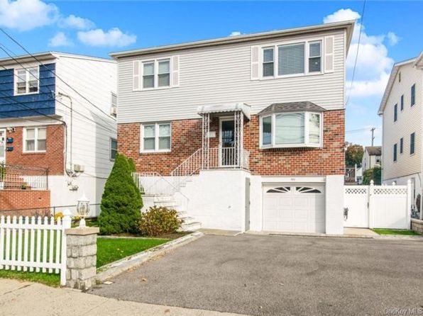 884 Saw Mill River Rd