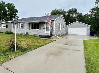 1250 S Pearl St, Janesville, WI 53546