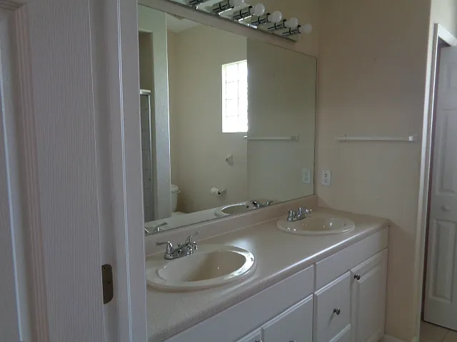 1206 SE 23rd Ter — Photo 10