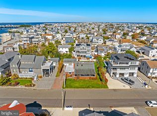 327 W 16th St, Ship Bottom, NJ 08008
