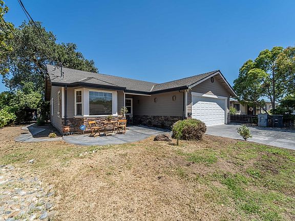 3rd image of 1726 Gwendolyn Ave