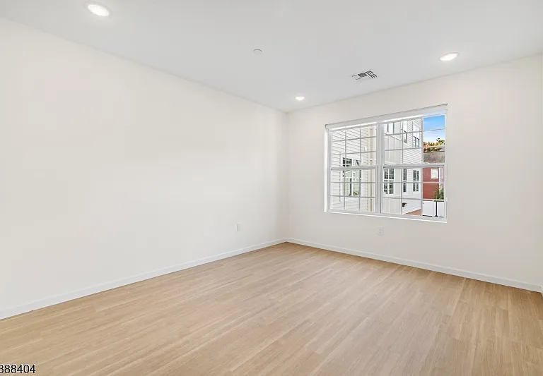 70 Ridgedale Ave #204 — Photo 11