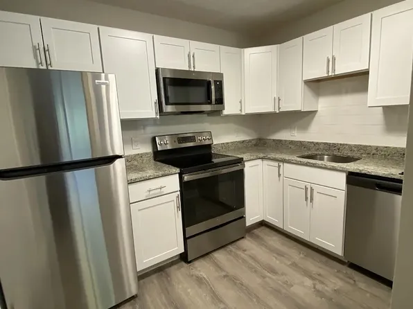 248 Grove St, Auburndale, MA