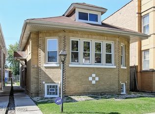 8412 S May St, Chicago, IL 60620