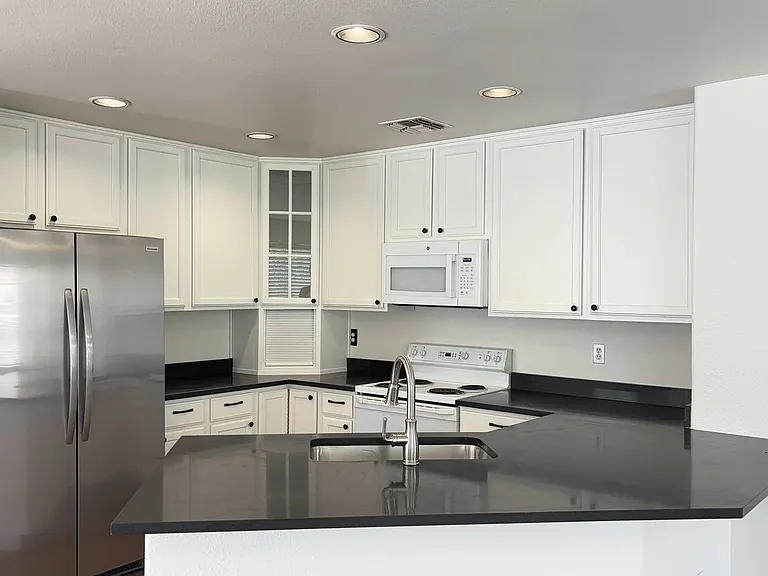 15447 W Evans Dr — Photo 6