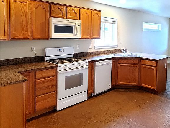 2nd image of 623 S Alder Street