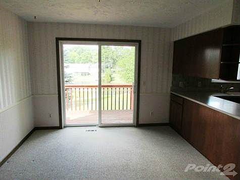 5th image of 1202 E Geneva Dr