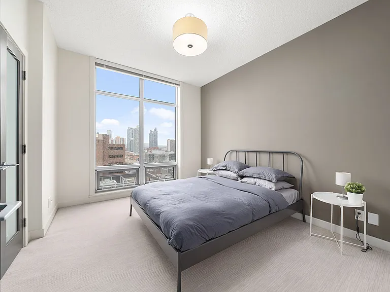 530 12th Ave SW #1201 — Photo 22