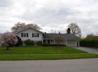 101 Dierdre Dr, Rochester, NY 14617