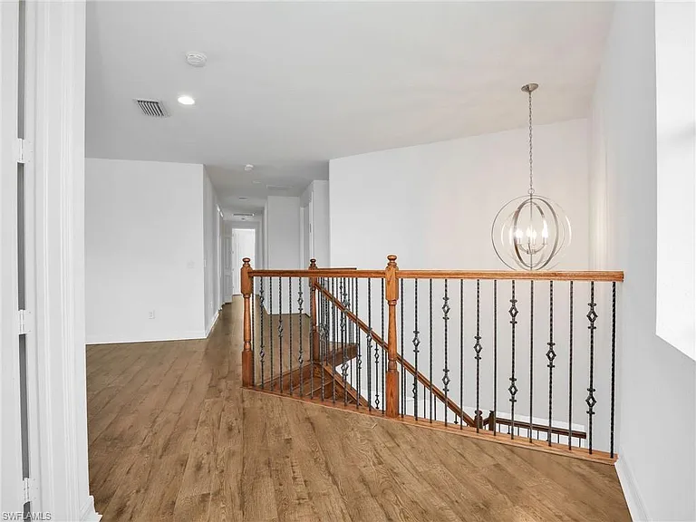 10008 Chesapeake Bay Dr — Photo 29