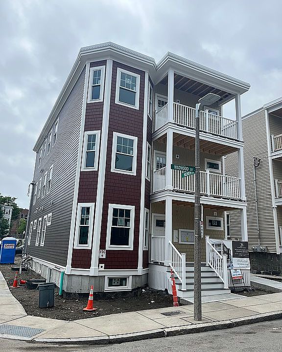 2nd image of 28 Wildwood St