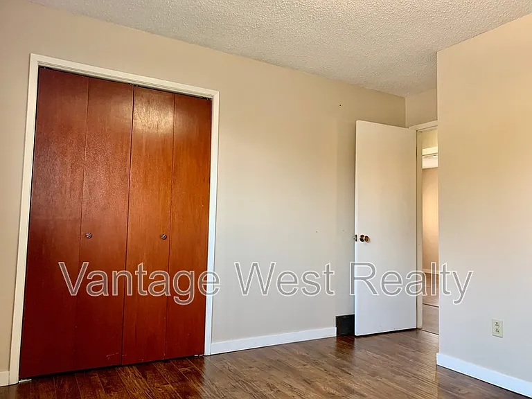 2009A Polo Rd — Photo 14