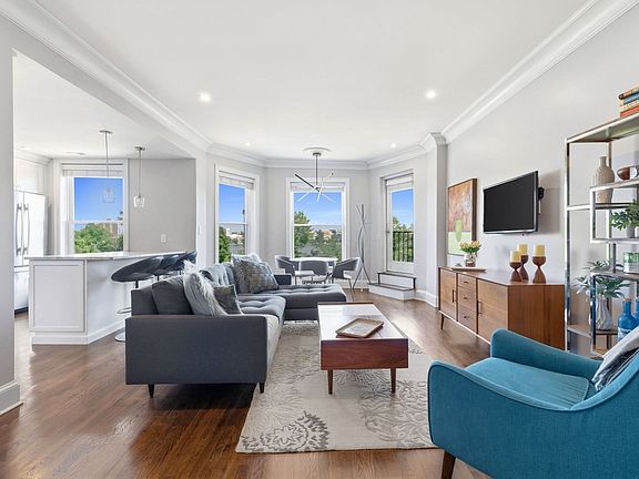 2nd image of 23 Bay State Rd APT 4