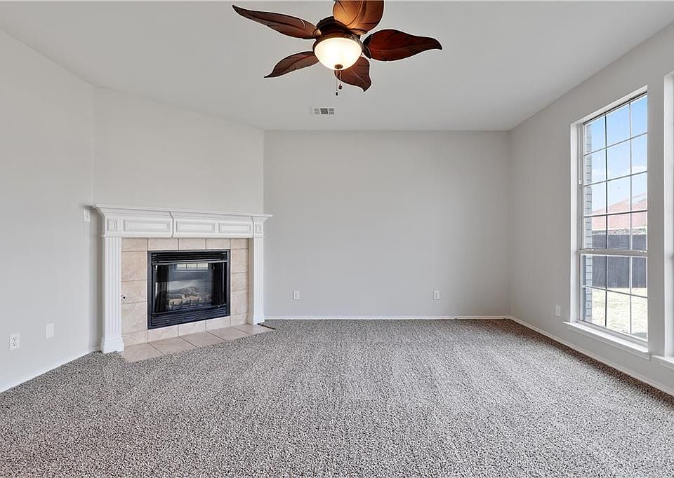 1st image of 600 Candle Meadow Blvd