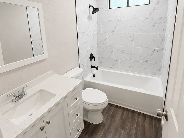 2438 Bevecrest Dr — Photo 3