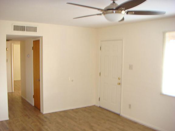 2nd image of 6731 E Sheridan St