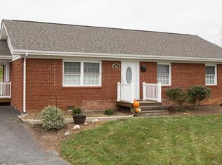 443 East Ave, Broadway, VA 22815