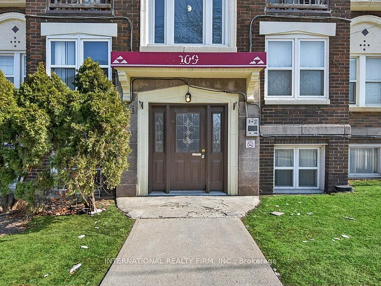 109 Balsam Ave S #4 — Photo 7