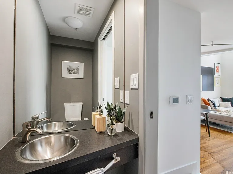 303 Langton St #2 — Photo 18