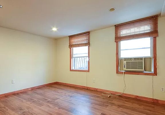 5th image of 541 Driggs Ave APT 1