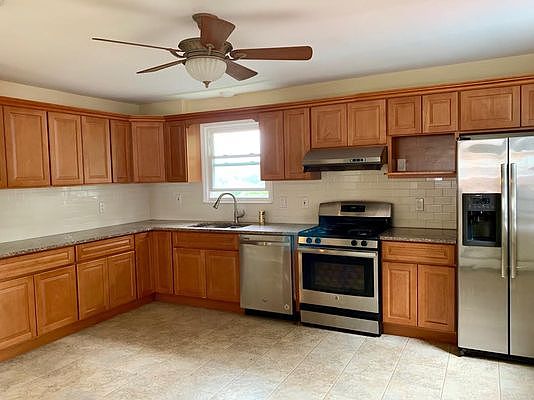 4th image of 5836 Liebig Ave #1