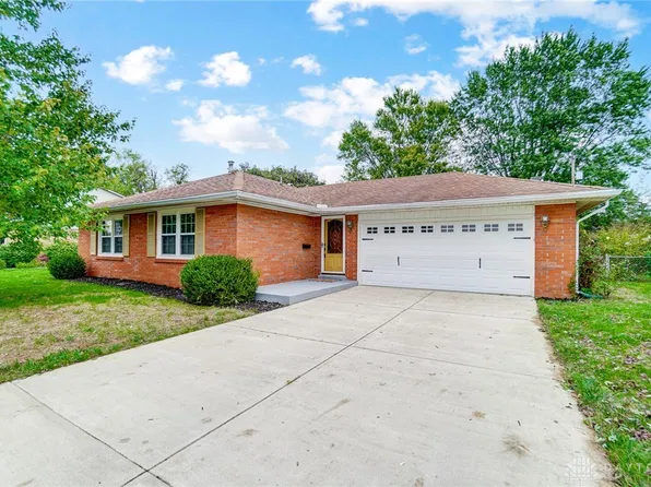 1107 Maplecrest Dr, Troy, OH 45373