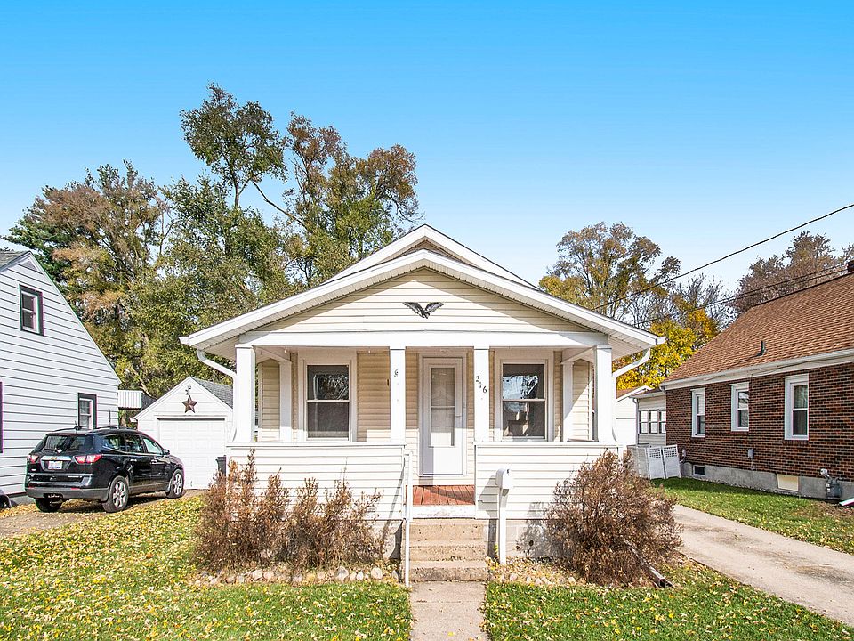 1st image of 216 Winter St