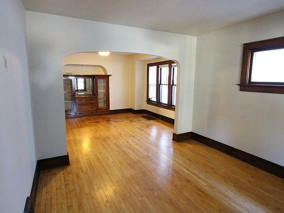 4th image of 1204 S 58th St