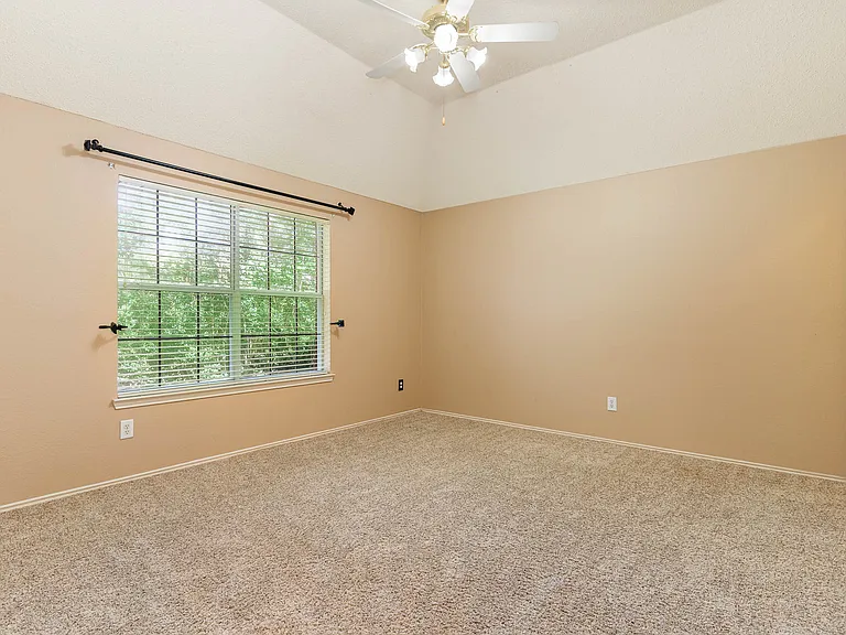3108 Palmtree Dr — Photo 23