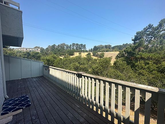 5th image of 1660 Bayridge Way