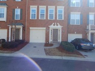 4039 Edgecomb Dr, Roswell, GA 30075