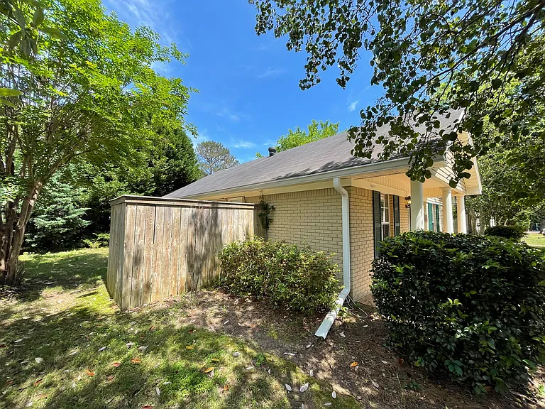 604 Huntington Pl — Photo 19
