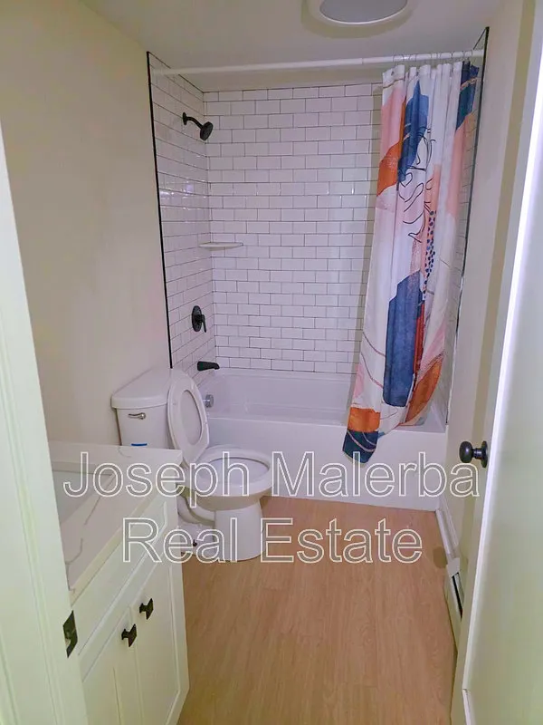 2 bed, 1.0 bath, $1,950 — Photo 4