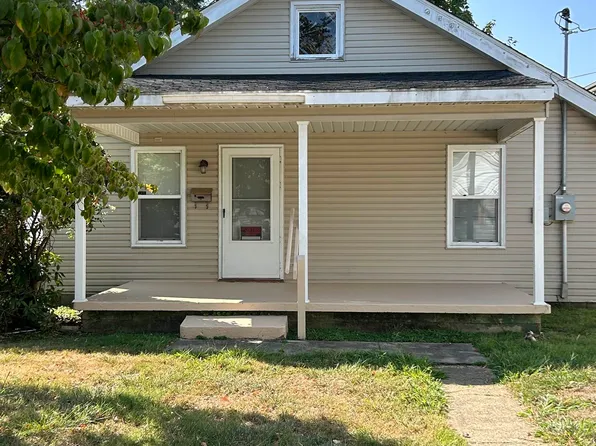 413 Riverside Dr, Chesapeake, OH 45619