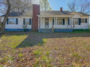 941 White Plains Rd, Gaffney, SC 29340